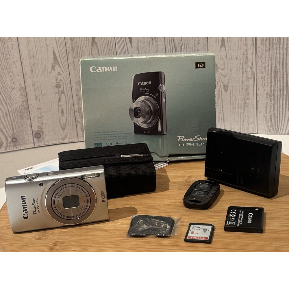 Canon PowerShot ELPH 135 16MP Digital Camera Silver Battery, Charger Etc. Clean
